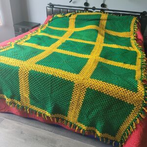 Vintage Hand Croched Afgan Sofa Trow 66"x 108" 2 Tone Green and Yellow Squares